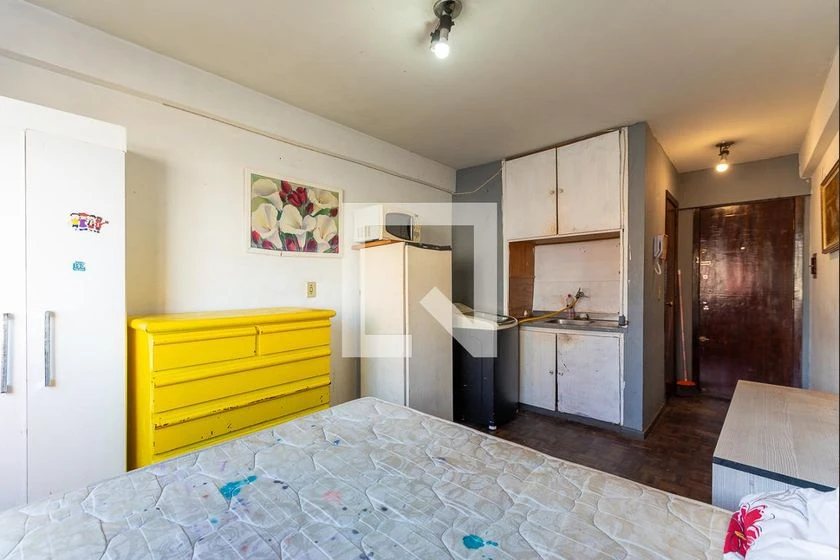 Unfurnished studio with 1 bedroom and 1 bathroom — photo 4