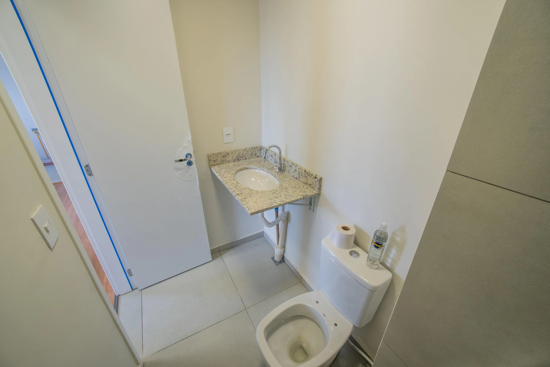 2-bedroom apartment in a building with a sauna — photo 62