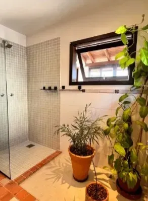 Casa de 4 quartos com espaço de home office — photo 19