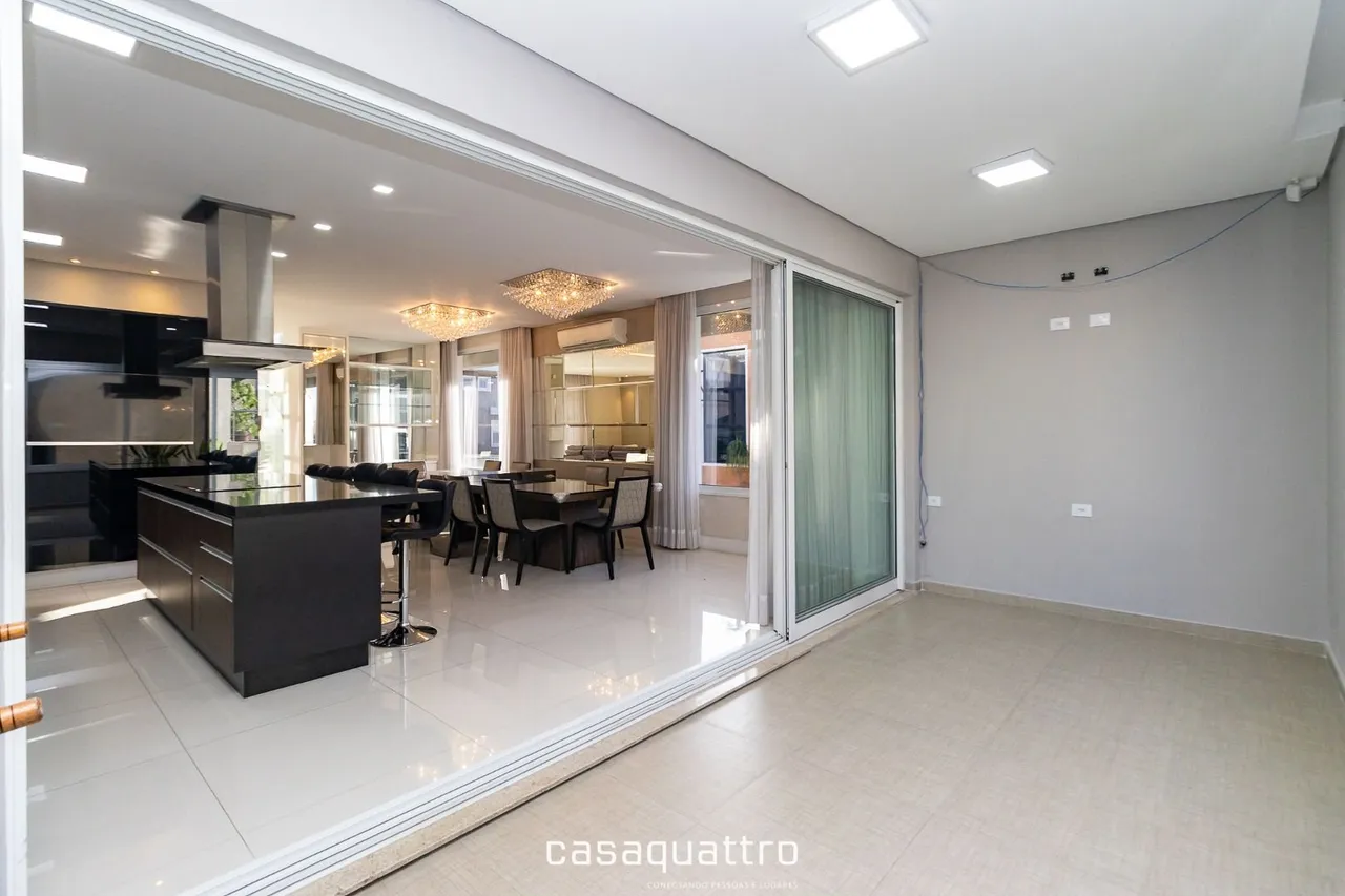 Furnished house with 3 bedrooms and 4 bathrooms — photo 2