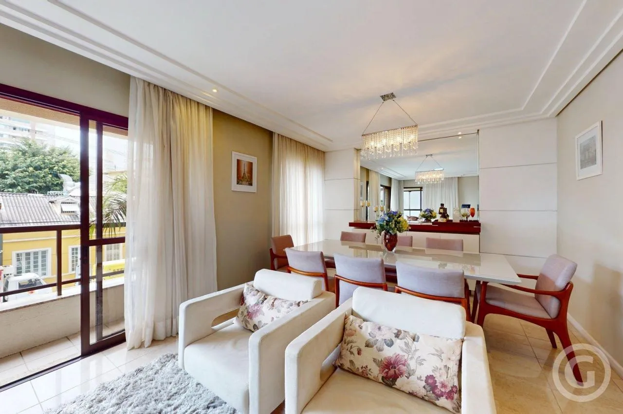 Furnished 185 m² apartment with 4 bedrooms
