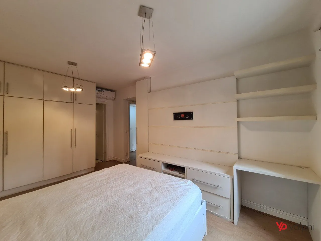 Квартира з 3 спальнями, 4 ванними та 2 паркомісцями — photo 39