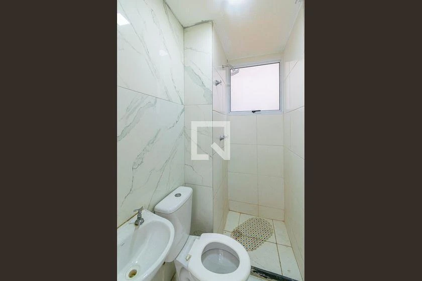 2-bedroom apartment in a building with a gym — photo 6