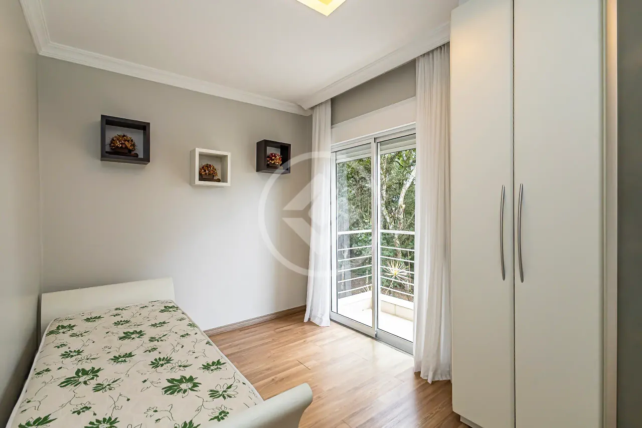 Casa em condomínio com 4 quartos e 270 m² — photo 12