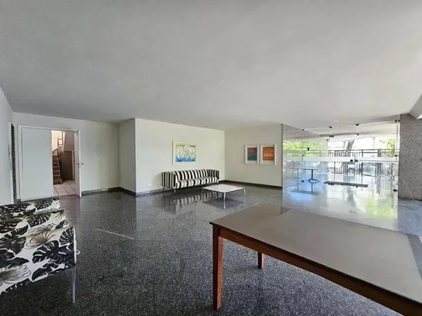 Washing machine in a 3-bedroom apartment, 209 m² — photo 9