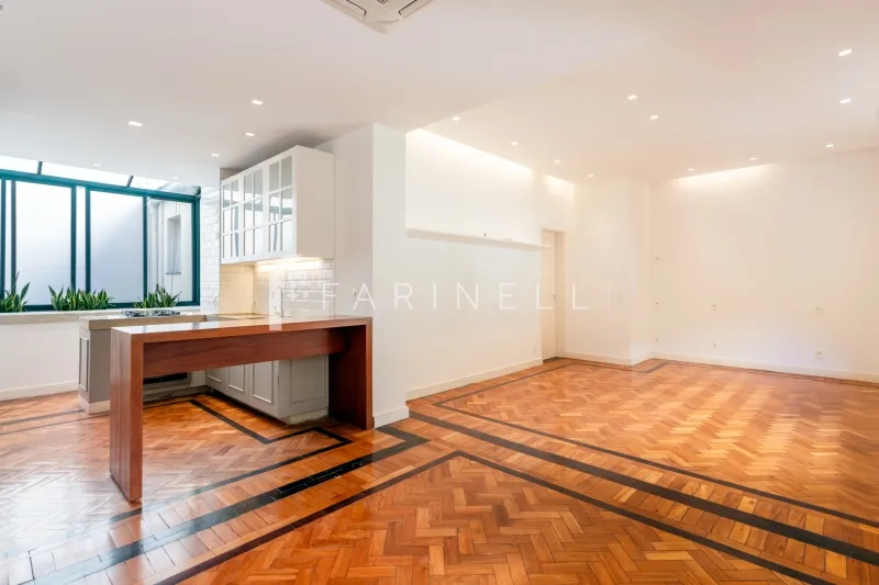 Unfurnished apartment with 3 bedrooms and 4 bathrooms — photo 2