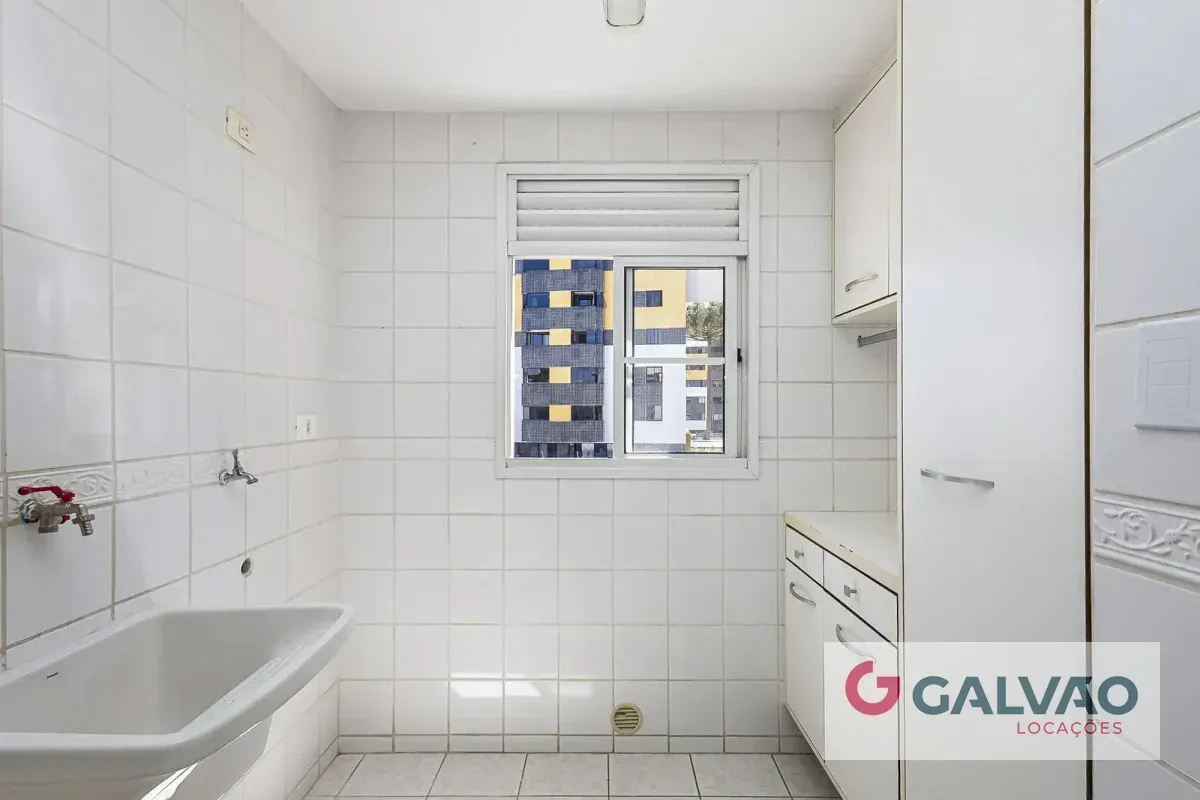 Home office in a 3-bedroom apartment, 58 m² — photo 18