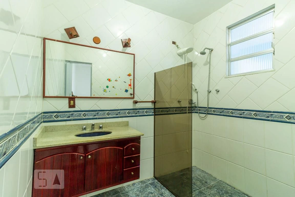 4-bedroom house with a jacuzzi in Rio de Janeiro — photo 12
