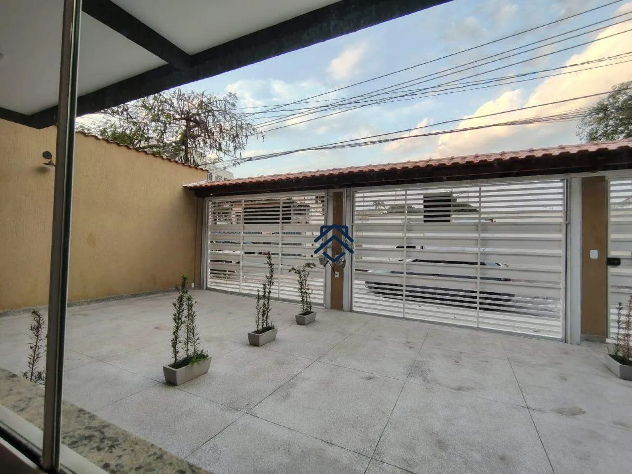 Apartment on the 2nd floor with a grill on the balcony — photo 14
