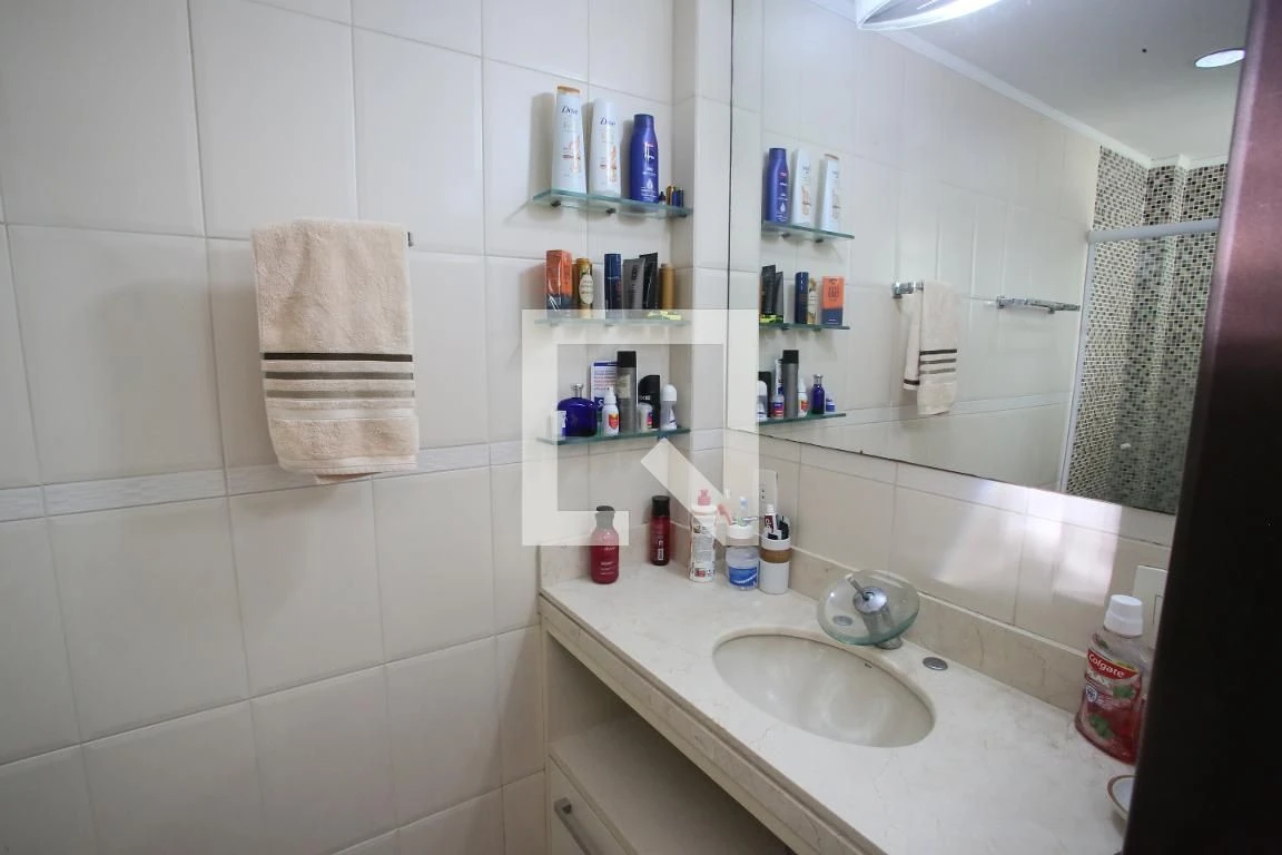Furnished apartment with 3 bedrooms and a closed kitchen — photo 43