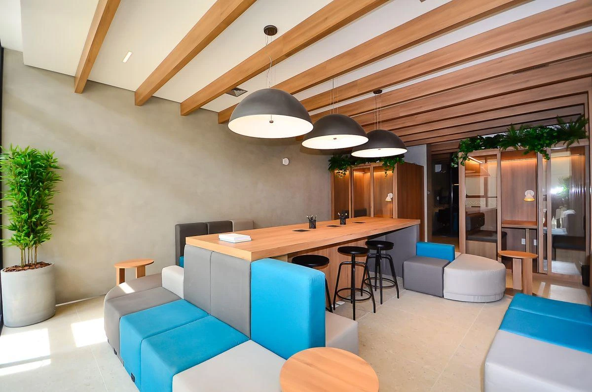 Furnished 1-bedroom apartment with balcony and grill — photo 9