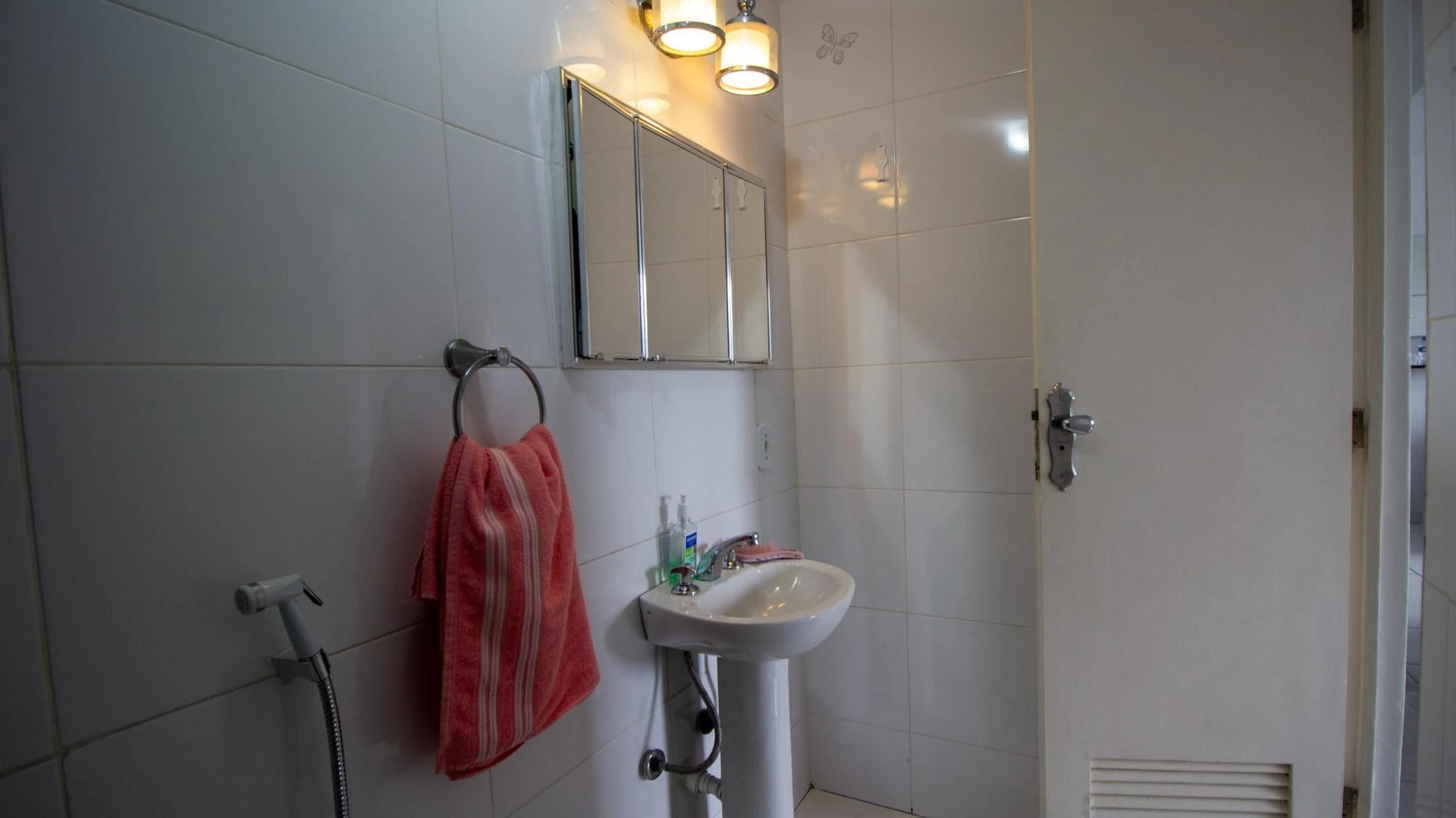 2 quartos e máquina de lavar: apartamento de 55 m² — photo 3