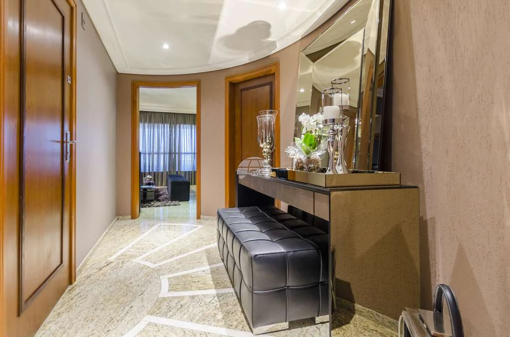 Квартира с 3 спальнями 250 м² и 3 парковками — photo 5