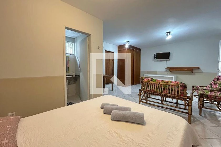 One-bedroom apartment with a home office in Florianópolis — photo 11
