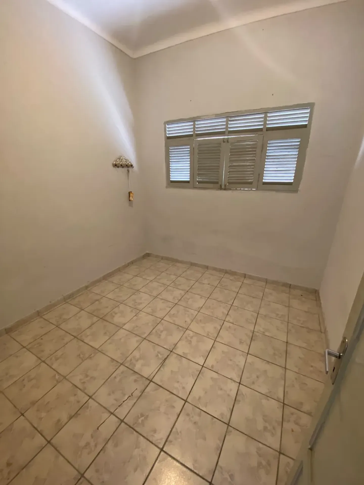 5-bedroom apartment, 1 with its own bathroom, 300 m² — photo 8