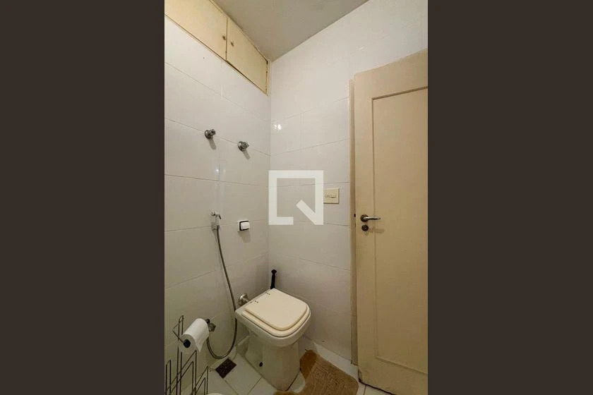 Apartamento amueblado con 3 dormitorios y cocina cerrada — photo 40