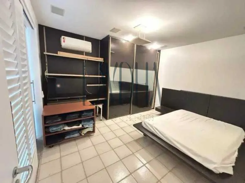Furnished apartment with a separate kitchen and 4 bedrooms — photo 7
