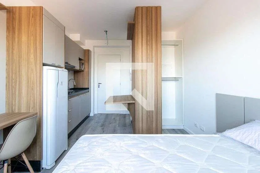 Furnished studio with 1 bedroom and 1 parking space — photo 11