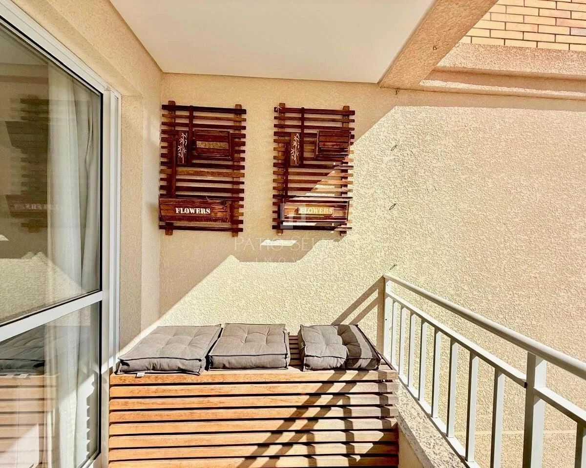 Furnished apartment with 2 bedrooms and glass balcony — photo 23
