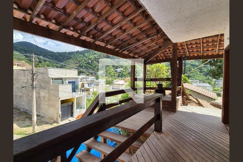 Condo house with 1000 m², 2 en-suite bedrooms — photo 4
