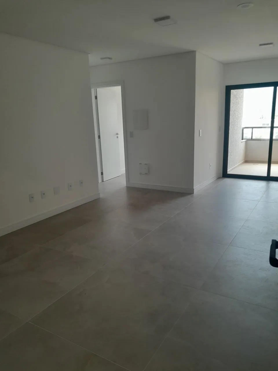 2-bedroom apartment with a water view in Florianópolis — photo 13