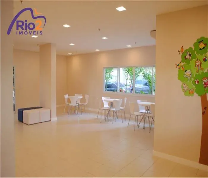 Furnished 77 m² apartment with enclosed glass balcony — photo 46