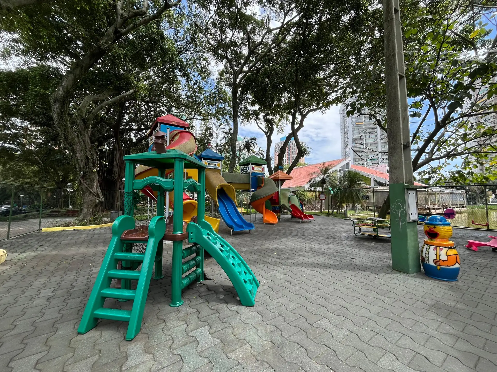 Apartment, 100 m², with a park view — photo 46