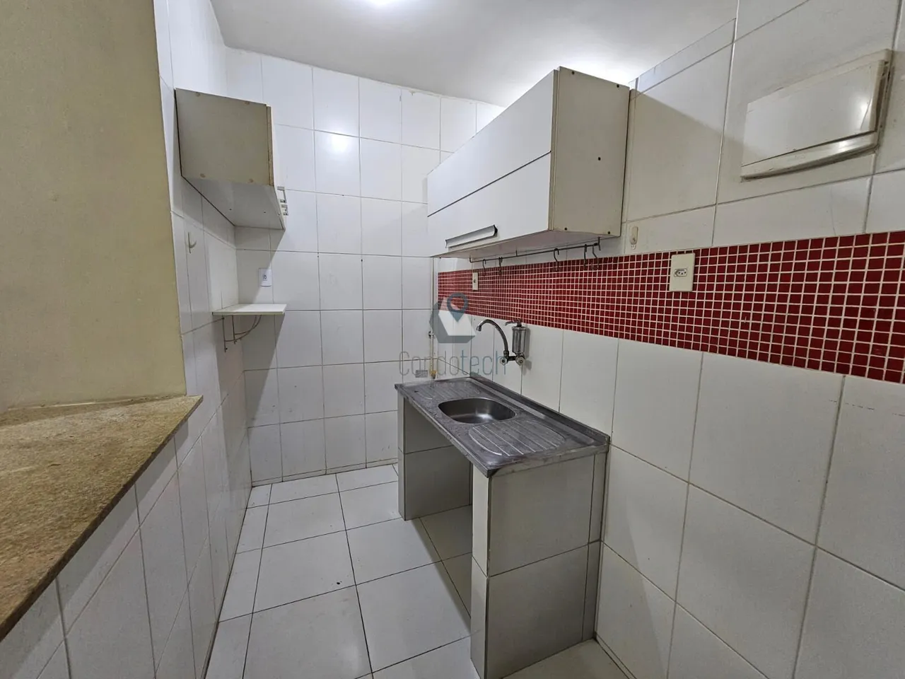 Apartamento de 1 quarto com box de vidro no banheiro — photo 5