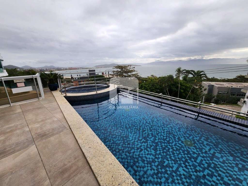 3-bedroom apartment with 2 en-suites and 169 m² — photo 4