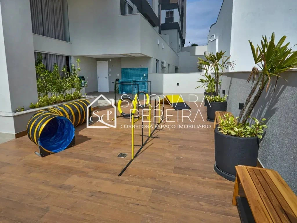 Apartamento mobiliado de 79 m² com churrasqueira na varanda
