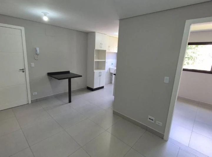 Квартира на першому поверсі без паркомісця, 1 кімн 32 м² — photo 5