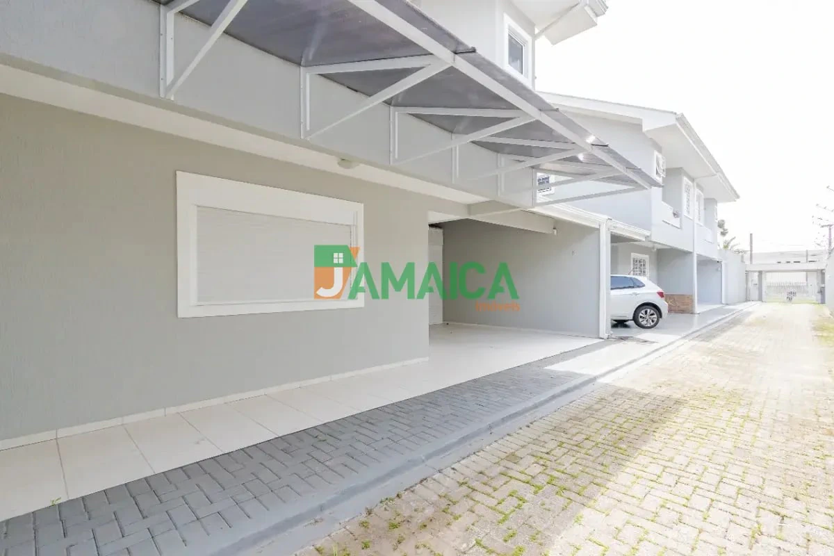 140 m² house with a home office and a walk-in closet — photo 27
