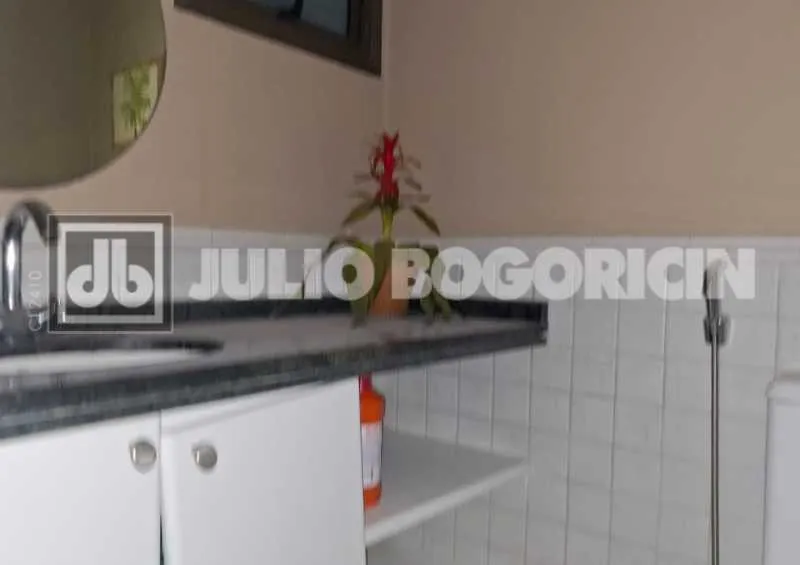 Furnished 1-bedroom apartment with a balcony — photo 10