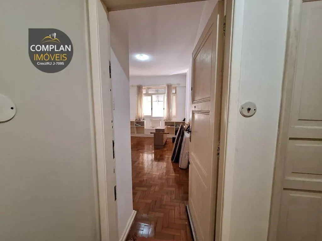 Apartment on the 9th floor with a washing machine