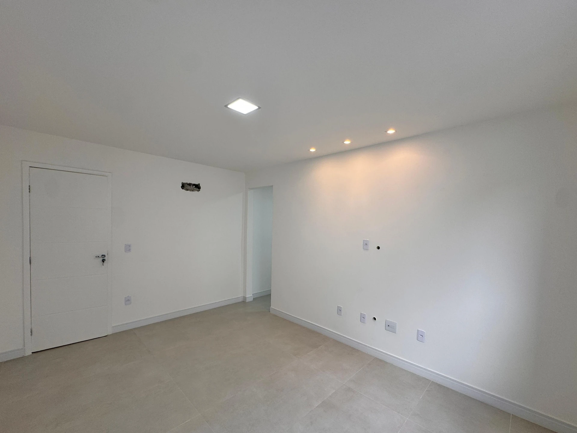 Condo house with 4 en-suite bedrooms and private yard — photo 63