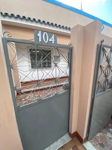 Casa sin amueblar con 1 dormitorio, 1 baño y cocina separada — photo 5