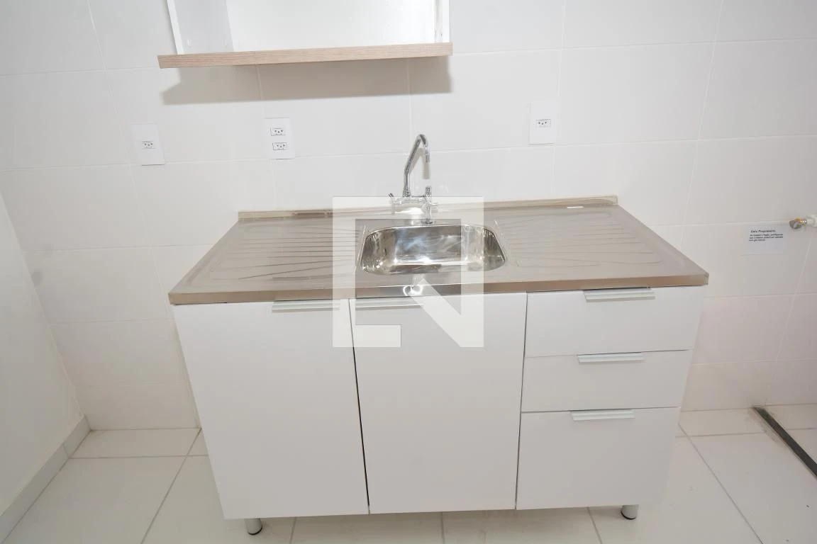 Washing machine in a one-bedroom apartment, 33 m² — photo 100
