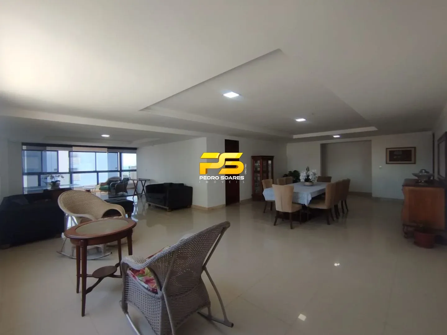 Орендне житло 280 м² з 4 спальнями-сюїтами — photo 2