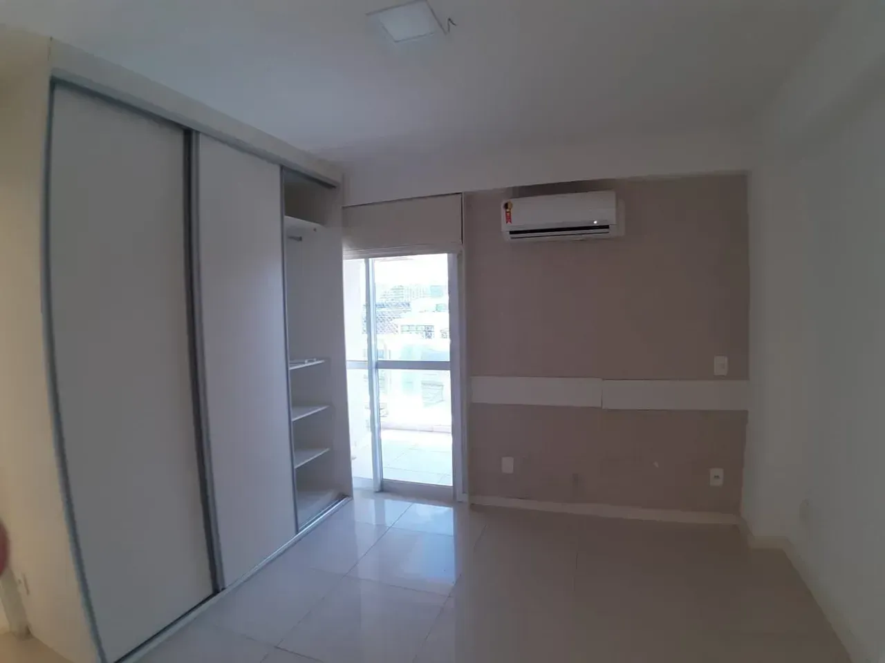 Apartamento mobiliado no 5º andar com varanda fechada — photo 30