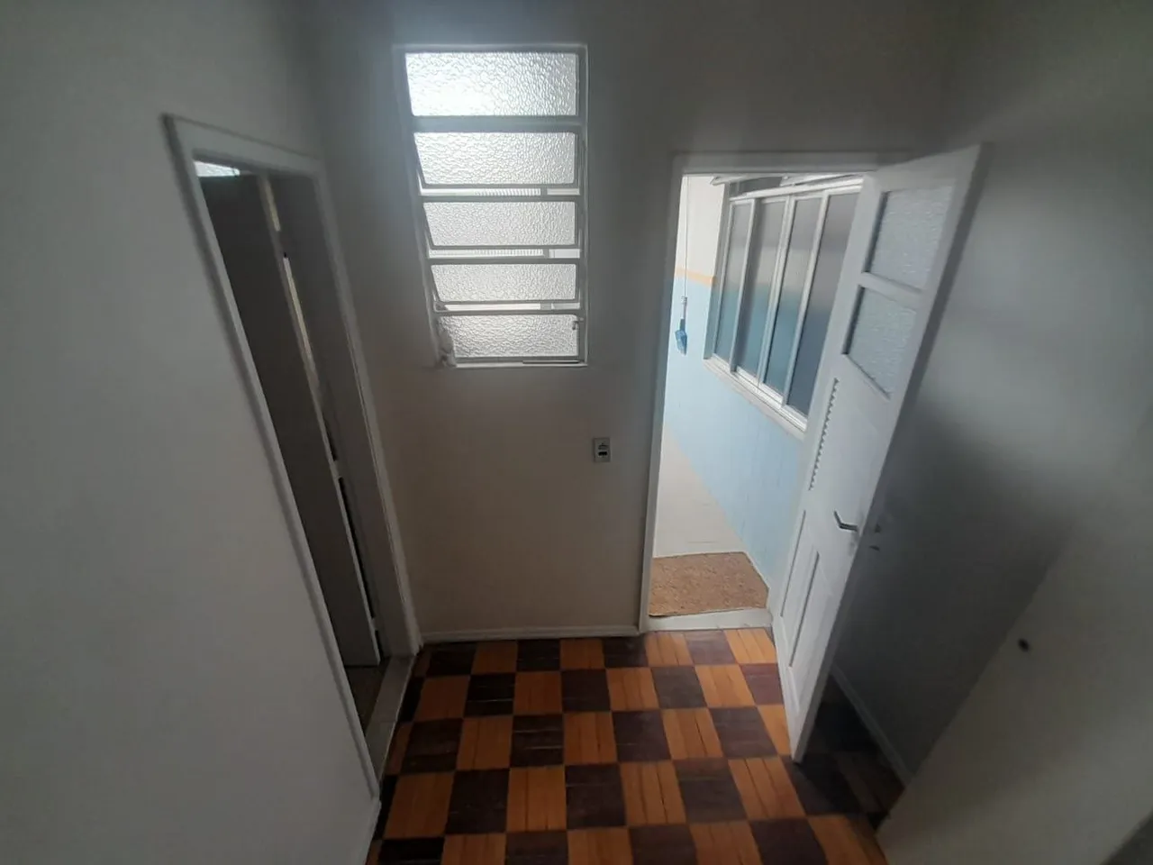 Квартира 80 м² с 2 спальнями и деревянными полами — photo 13
