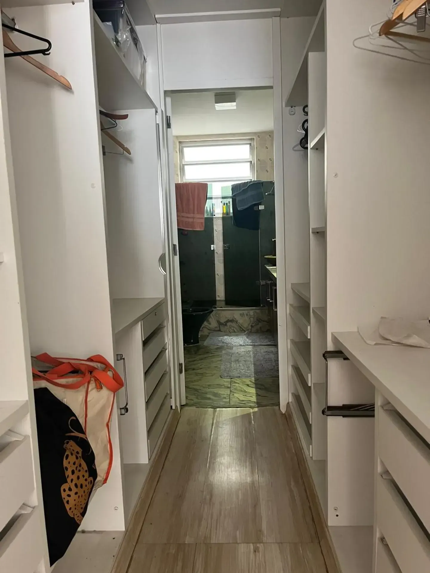 Apartamento com 4 quartos e ar-condicionado — photo 24