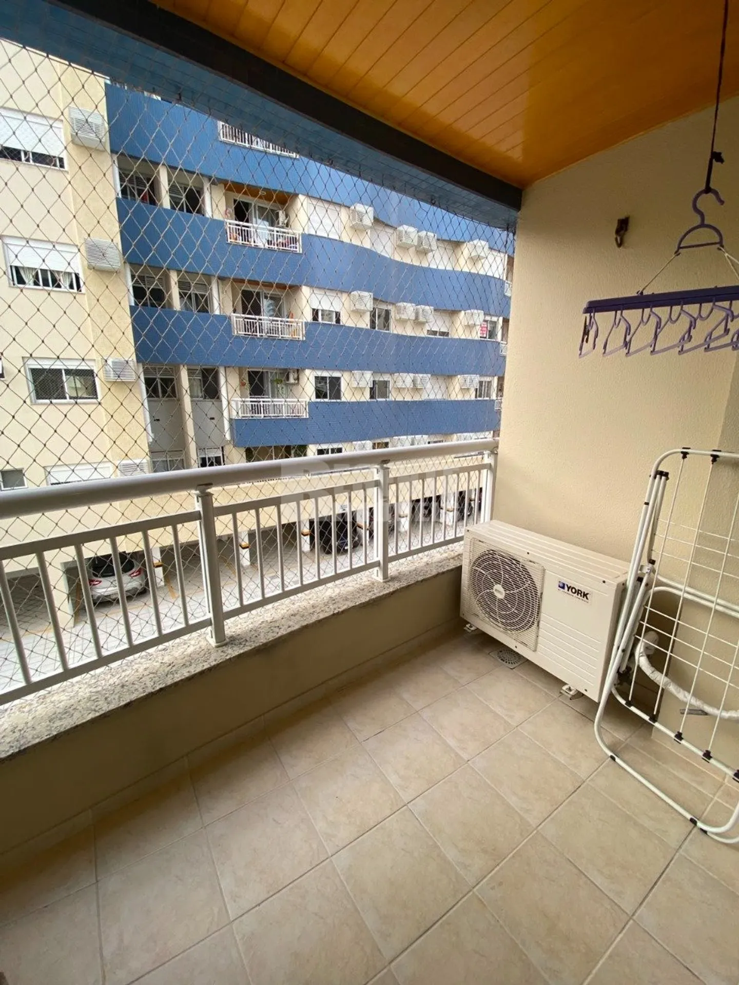 Apartamento amueblado de 3 dormitorios con jardín y BBQ — photo 15