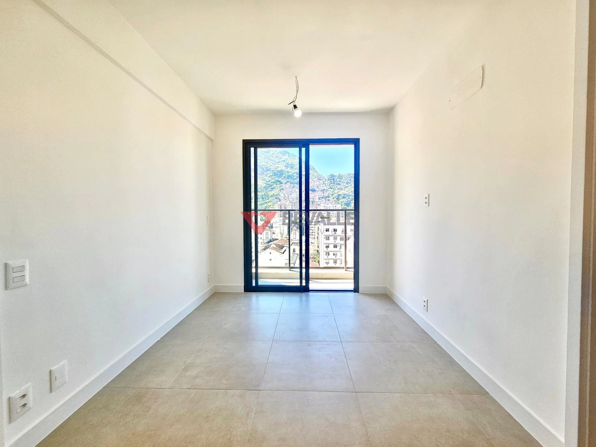 3-bedroom top-floor home with balcony and 152 m² — photo 30