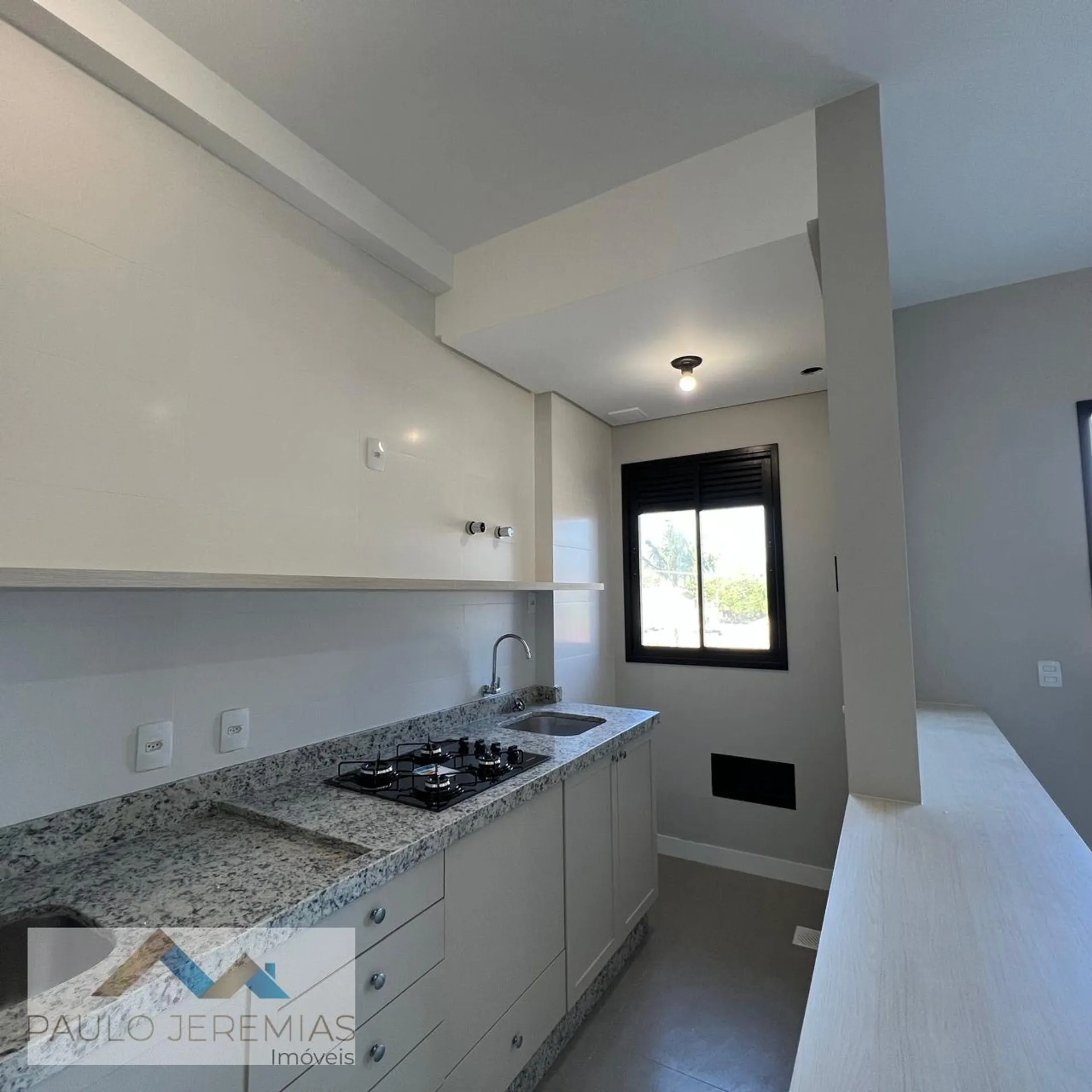 Furnished apartment, 65 m², with floor-to-ceiling windows — photo 22