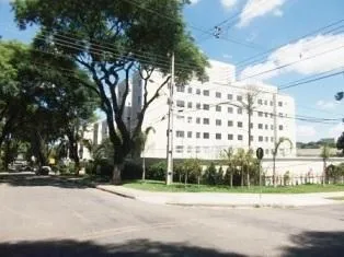 Apartamento com piso de madeira ou laminado, Portão — photo 19