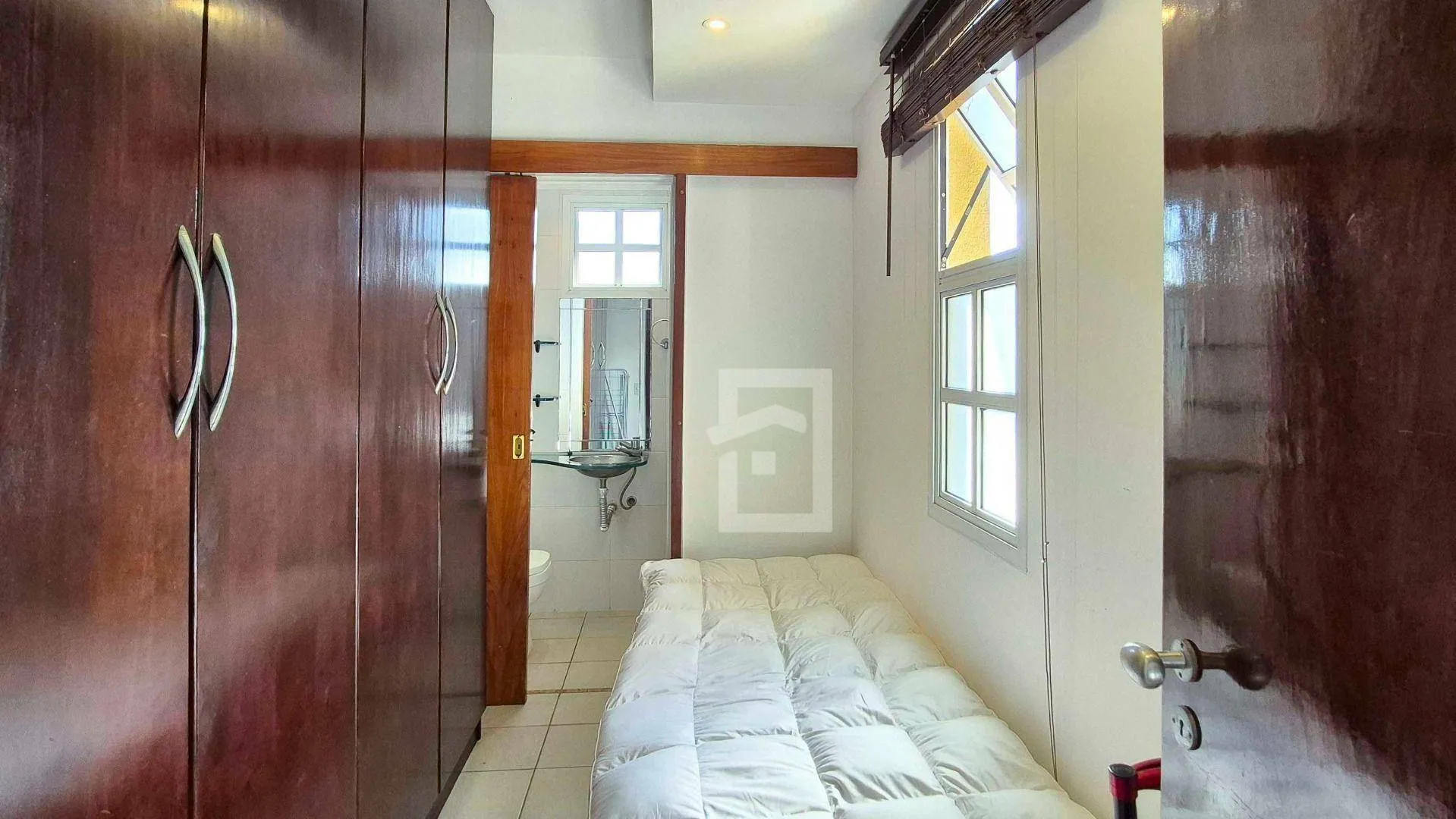 2-bedroom apartment with balcony and 105 m² — photo 32