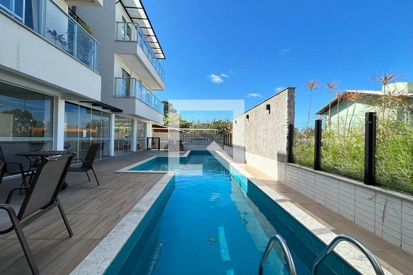 83 m² apartment with a washing machine and a home office