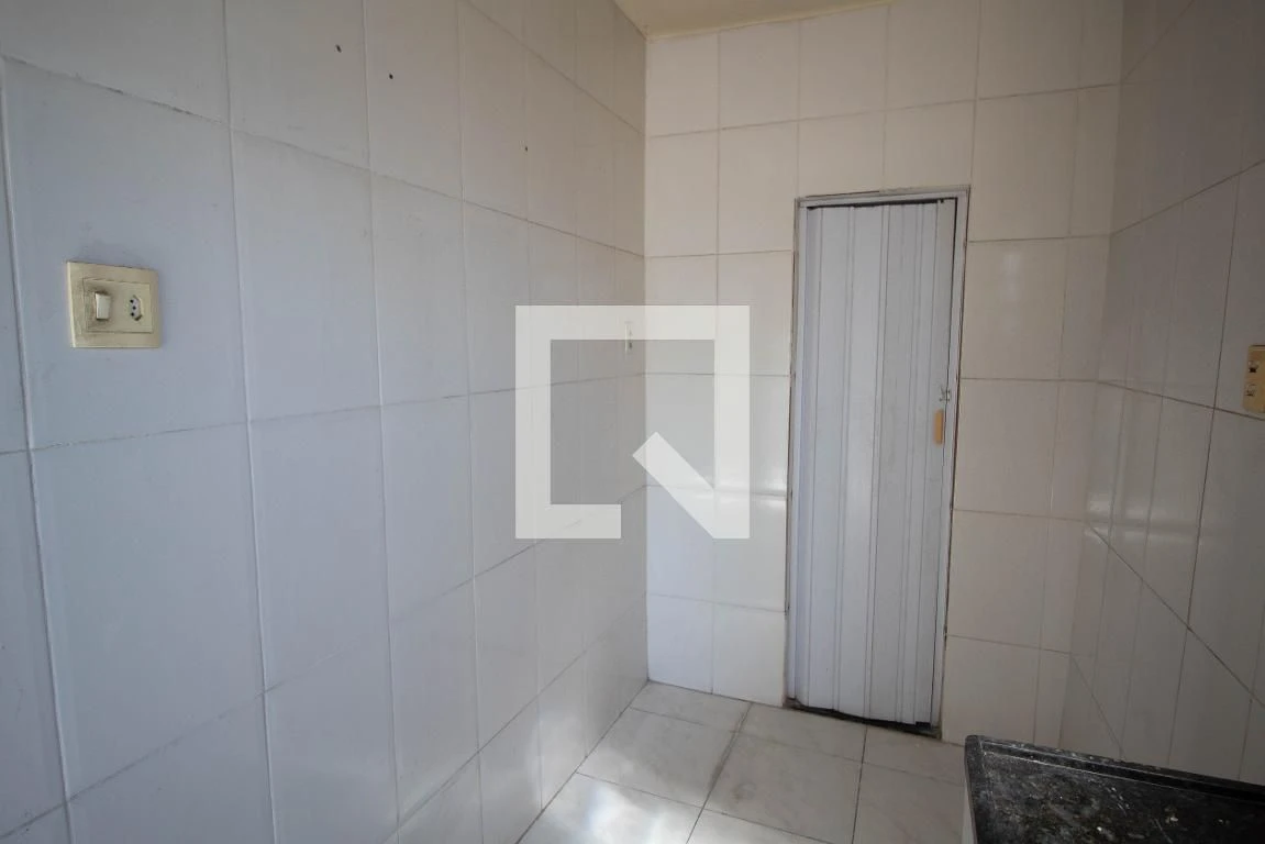 1-bedroom apartment with a private garden — photo 3
