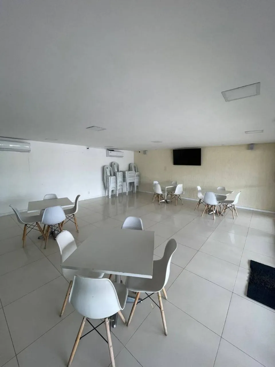 2-bedroom apartment with a washing machine — photo 18