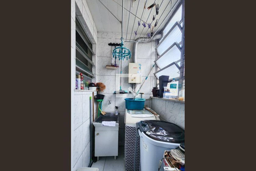 52 m² apartment with a home office and a washing machine — photo 15